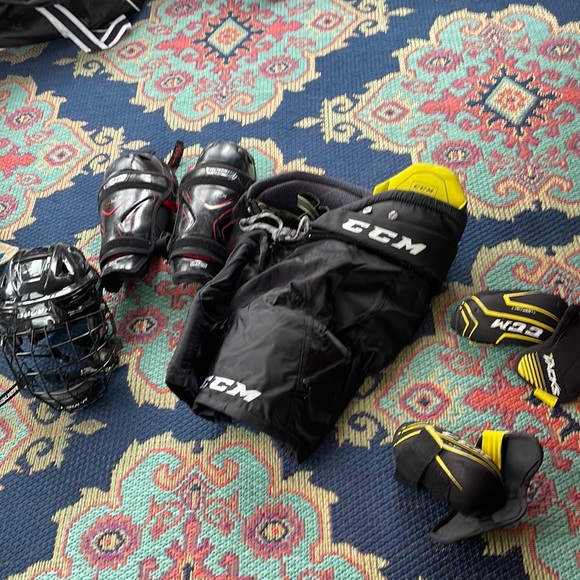 🚫SOLD🚫 - Picture 5 of 7